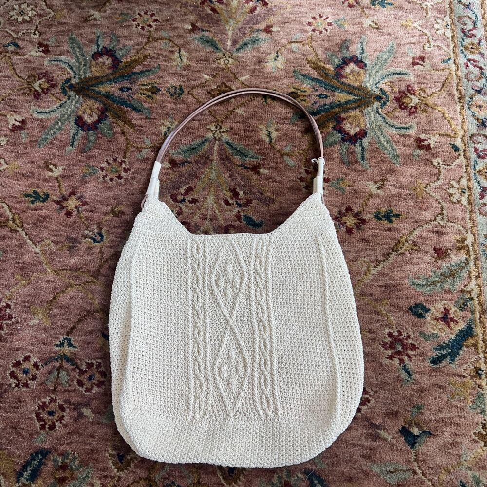La Rue Knit Crochet Beige 70s Purse Leather Handle Coastal Granny Boho Summer